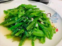 时蔬-宝界普菲特湖畔酒店
