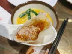 手拆蟹黄小笼包-龍堂蟹黄小笼包(万家丽店)