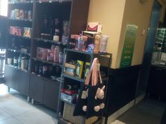 -星巴克臻选(威海威高广场店)