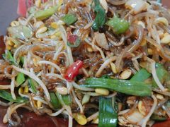 黄豆芽炒粉条-乐乐餐厅(湘子庙街店)