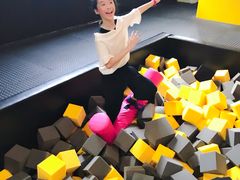 -嘿哟动霸CHUA·新潮玩运动娱乐中心·蹦床滑冰团建乐园