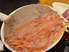 -锅首鲜品火锅(鸳鸯店)