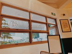 靠窗位-堂屋糖水店(愚园店)