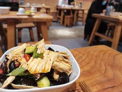 草原大拌菜-木屋烧烤(岗顶二店)