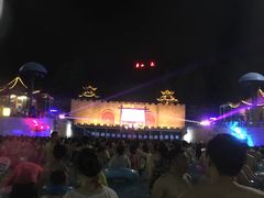 -汤山欢乐水世界