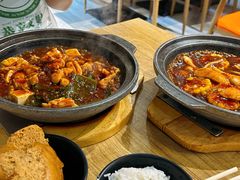-极有家小鱼小鸡石锅煲(佳兆业店)