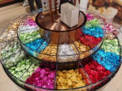 -Laderach 莱德拉(上海环贸iapm店)