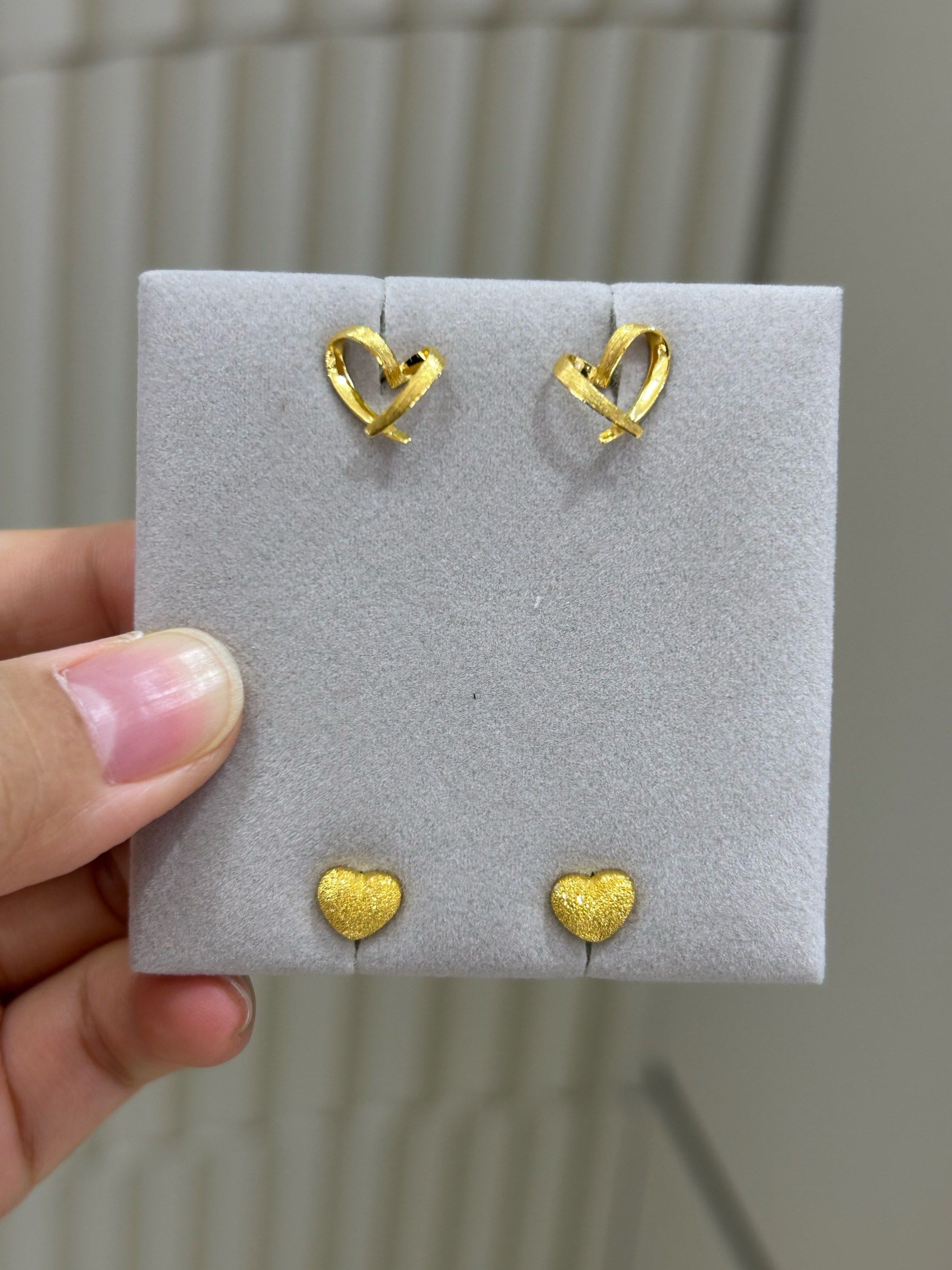 伟德bv1946官网-15岁女生穿黑色JK服装的时尚魅力