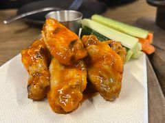 -BOURBON 玻本美式餐厅酒吧(虹桥新天地店)