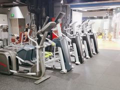 -VLines耀能运动24小时·月付制健身(京广桥店)