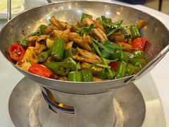 干锅肥肠-关东风老北方菜馆(桂芳园店)