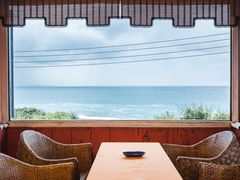 靠窗位-原野牧场