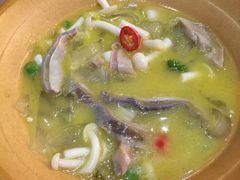 鲜菇焖猪肚-乾隆美食·本帮菜(黄河路店)