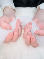-七彩虹美甲美睫 半永久