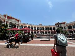 -佛罗伦萨小镇广佛名品奥特莱斯(疏港路店)