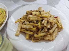 -天乐农家鱼头王(天目湖店)