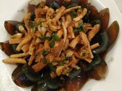 -张大师鸭爪爪特色干锅(南湖店)