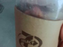 -711便利店(第二儿童医院店)