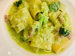 -卡佩罗意大利餐厅及酒吧Al Cappello Trattoria