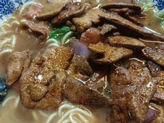 -何太太馄饨面铺(大浒东苑店)