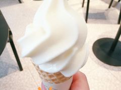 芝士雪糕蛋筒-喜茶(上海五角场万达店)
