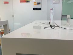 -百邦苹果官方授权维修(好世界商场店)