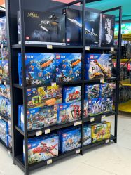 -卡通派潮品玩具折扣仓(青岛新城吾悦广场店)