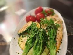 -LESCEDARS Brasserie Bistro香柏树