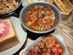 -蜜桃餐厅·伴山(湖滨商业街店)