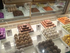 -GODIVA(月星环球港店)