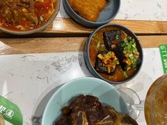 -百春原湖南牛肉粉(百联世纪店)