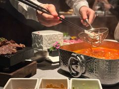 -左庭右院鲜牛肉火锅黑金店(陆家嘴中心店)