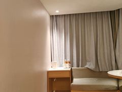 -全季酒店(广州越秀公园店)