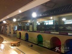 -盛彼得温泉度假酒店