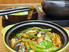 -云海肴·汽锅鸡·云南菜(天山百盛优客店)