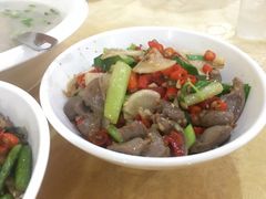 -红色湘菜馆(春风店)