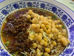 -渝之汇牛肉豌杂面