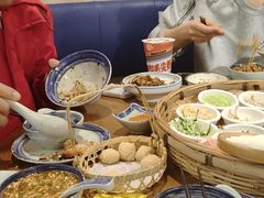 -包整·丝娃娃(一览甲秀楼风景店)