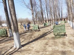 -亲兄弟真人CS团建拓展基地