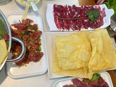 -乡土黄·鲜牛肉火锅·小龙虾(兴业街店)