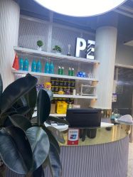 -PE SALON 