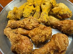 -BHC炸鸡(明洞总店)