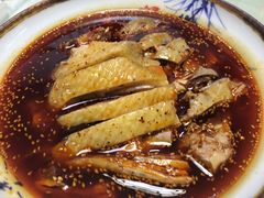 砂锅钵钵鸡-土砂锅生态山庄·非遗砂锅雅鱼