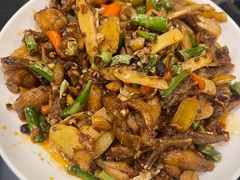 -鸿顺老铁锅美蛙鱼府(解放碑店)
