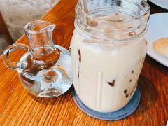 -ROAST coffee & eatery