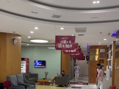 -雅悦齿科(顾村公园店)