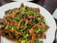 -余杨鸭鸭餐厅