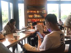 -星巴克臻选(莘庄仲盛店)
