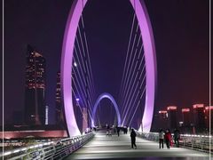 -南京眼步行桥