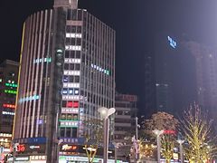 -观音桥步行街